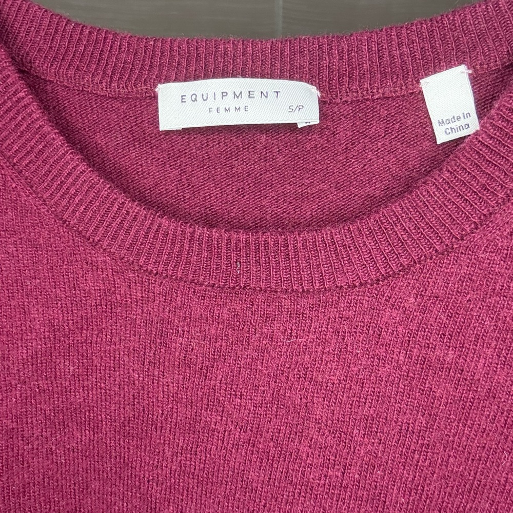 Equipment Femme Crewneck Sweater Burgundy/Maroon Size Small Wool/Cashmere Blend